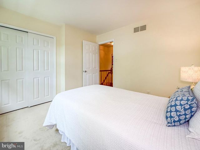 236 GREENVIEW RD, Yardley, PA 19067