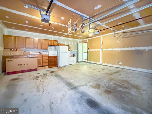236 GREENVIEW RD, Yardley, PA 19067