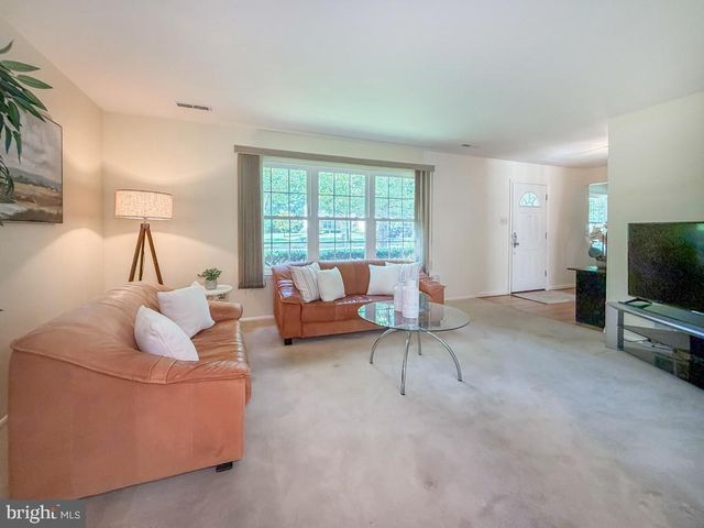 236 GREENVIEW RD, Yardley, PA 19067