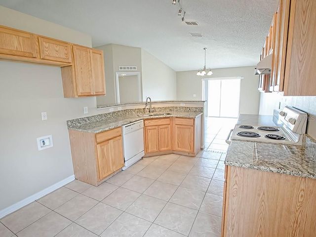 2139 SANDRIDGE CIRCLE, Eustis, FL 32726