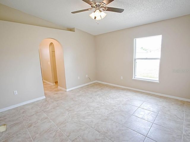 2139 SANDRIDGE CIRCLE, Eustis, FL 32726