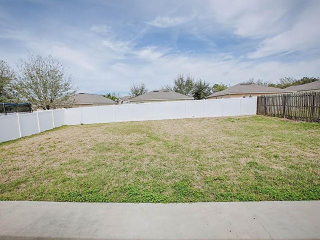 2139 SANDRIDGE CIRCLE, Eustis, FL 32726