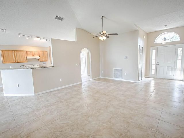 2139 SANDRIDGE CIRCLE, Eustis, FL 32726