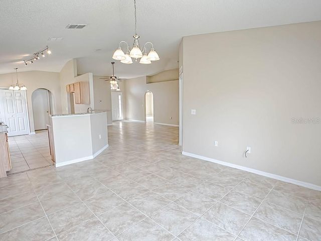 2139 SANDRIDGE CIRCLE, Eustis, FL 32726