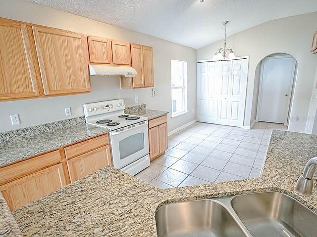 2139 SANDRIDGE CIRCLE, Eustis, FL 32726