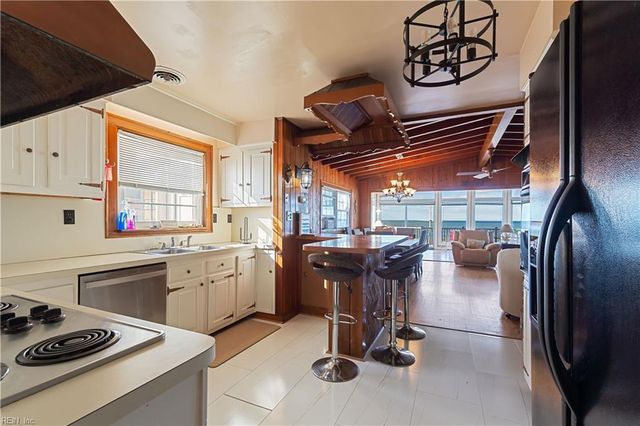2004 E Ocean View AVE, Norfolk, VA 23503