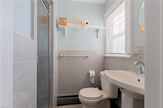 2004 E Ocean View AVE, Norfolk, VA 23503