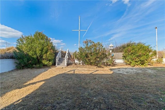 2004 E Ocean View AVE, Norfolk, VA 23503