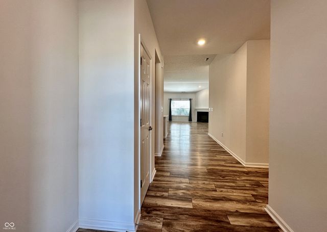 593 Coronado Place, Greenwood, IN 46143