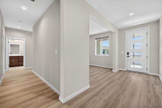 784 Cross Creek Ln, Lincoln, CA 95648