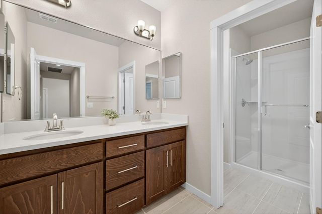 784 Cross Creek Ln, Lincoln, CA 95648