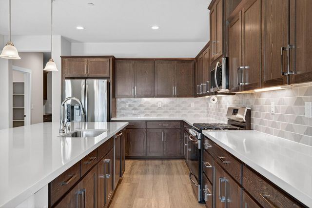 784 Cross Creek Ln, Lincoln, CA 95648