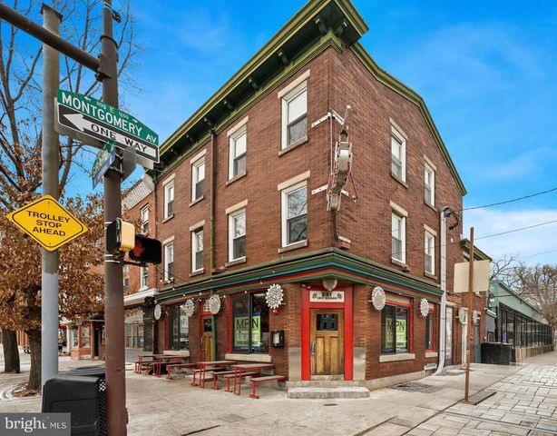541 E GIRARD AVE