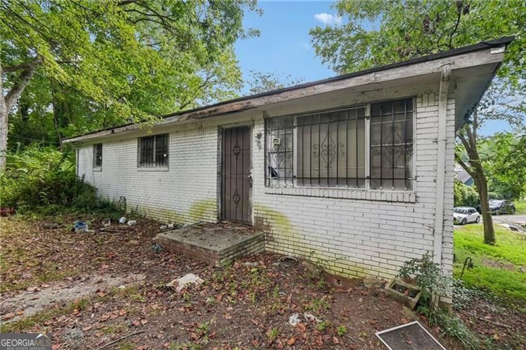 370 Westchester Boulevard NW, Atlanta, GA 30314 — photo 2