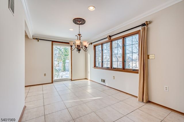 4 Winthrop Rd, Franklin Twp., NJ 08873