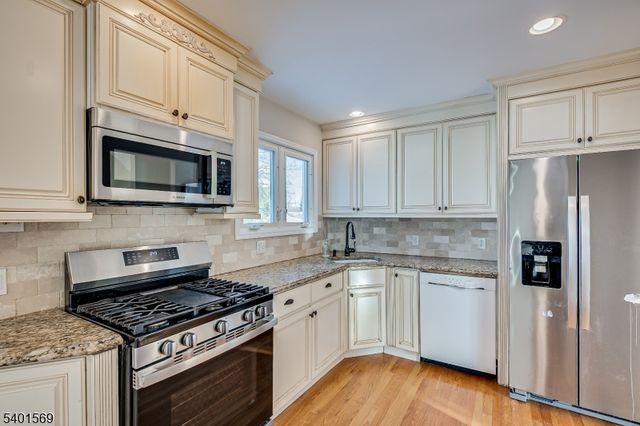 4 Winthrop Rd, Franklin Twp., NJ 08873