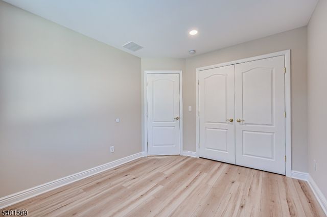 4 Winthrop Rd, Franklin Twp., NJ 08873