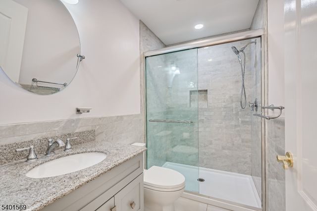 4 Winthrop Rd, Franklin Twp., NJ 08873