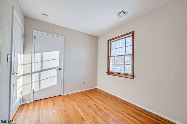 4 Winthrop Rd, Franklin Twp., NJ 08873