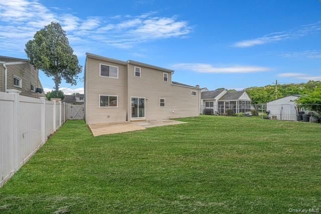 5 Cheryl Lane, North Babylon, NY 11703
