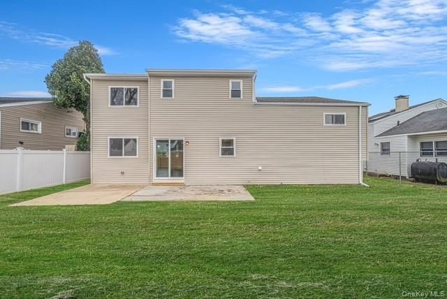 5 Cheryl Lane, North Babylon, NY 11703