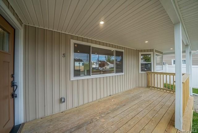 5 Cheryl Lane, North Babylon, NY 11703