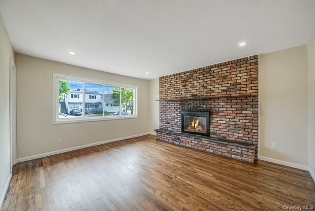5 Cheryl Lane, North Babylon, NY 11703