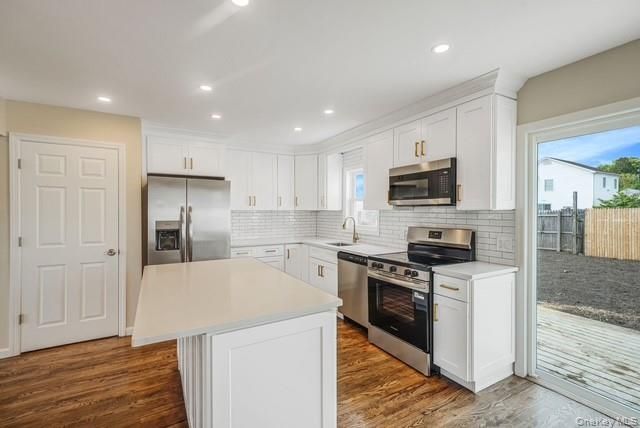 5 Cheryl Lane, North Babylon, NY 11703