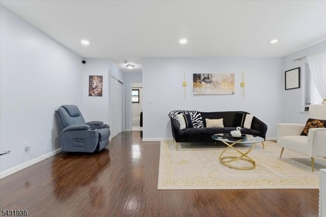 401 Us Highway 22, North Plainfield Boro, NJ 07060