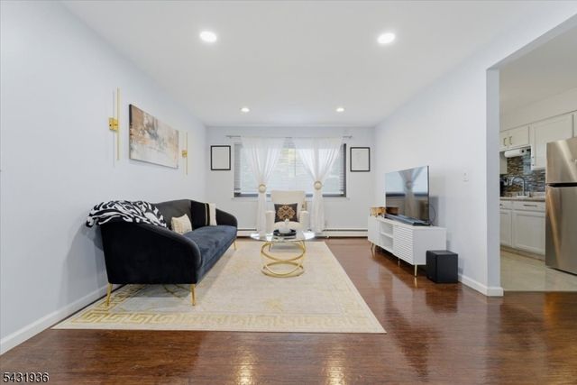401 Us Highway 22, North Plainfield Boro, NJ 07060