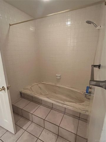 2002 S Worchester Way, Aurora, CO 80014