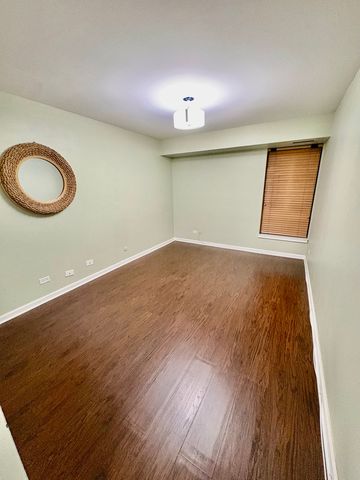 701 Forum Square 409, Glenview, IL 60025