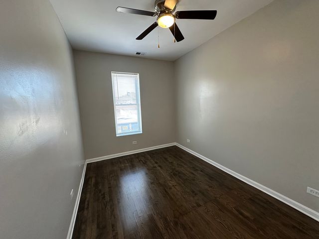 3946 N Cicero Avenue 1, Chicago, IL 60641