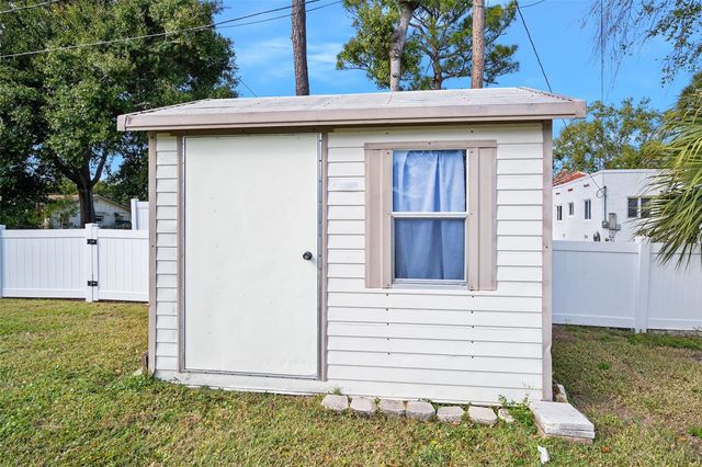 538 GERTRUDE LANE, South Daytona, FL 32119