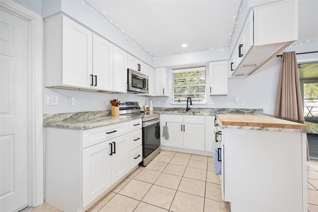 538 GERTRUDE LANE, South Daytona, FL 32119