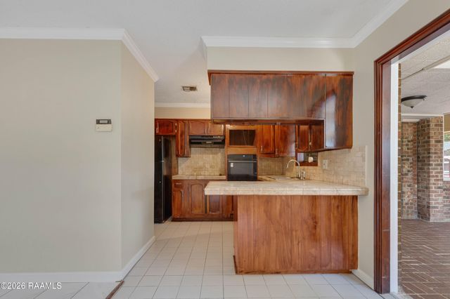 941 Begnaud Street, Breaux Bridge, LA 70517