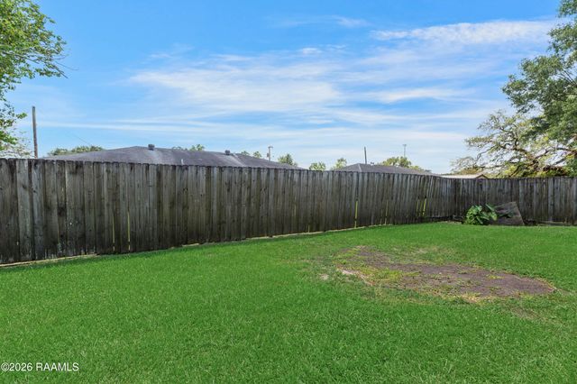 941 Begnaud Street, Breaux Bridge, LA 70517