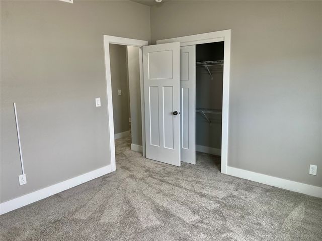 5611 Leyden Avenue, Des Moines, IA 50317