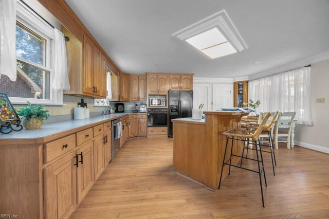 5224 Rolleston DR, Virginia Beach, VA 23464