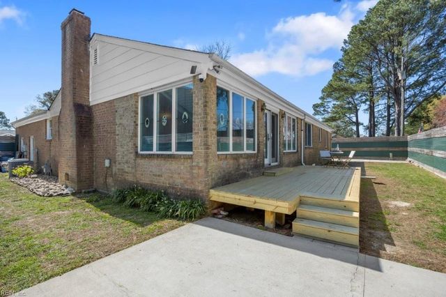 5224 Rolleston DR, Virginia Beach, VA 23464