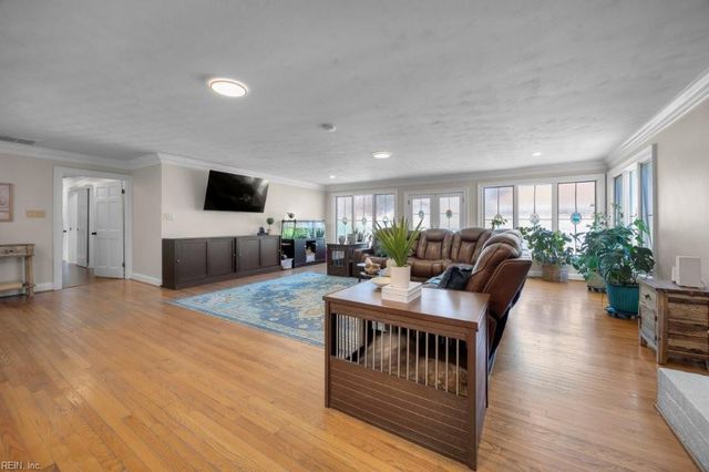 5224 Rolleston DR, Virginia Beach, VA 23464