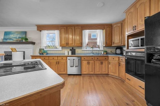 5224 Rolleston DR, Virginia Beach, VA 23464