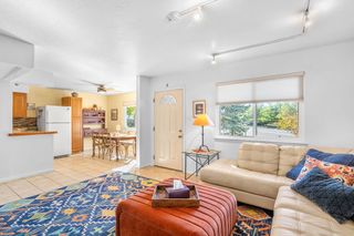 2525 Camino San Patricio, Santa Fe, NM 87505