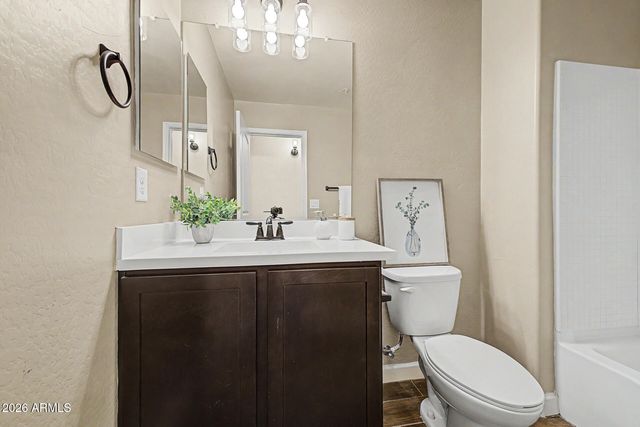 240 W JUNIPER Avenue 1140, Gilbert, AZ 85233