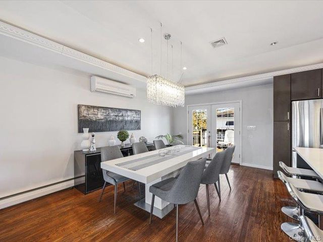 844 Flanders Drive, Valley Stream, NY 11581