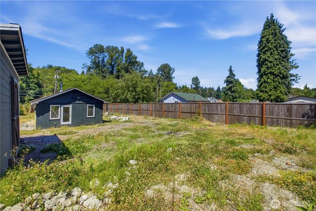 11410 8th Avenue S, Burien, WA 98168