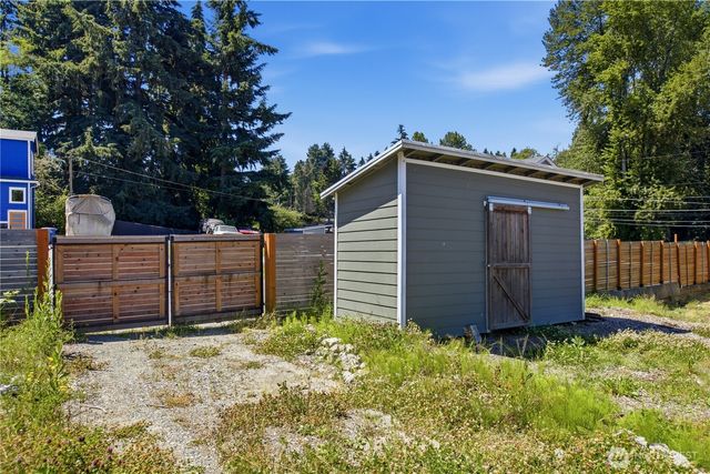 11410 8th Avenue S, Burien, WA 98168