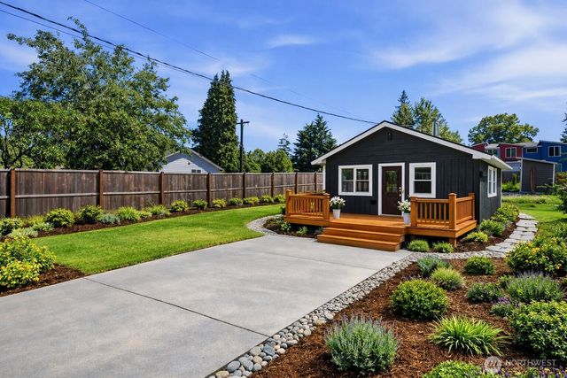 11410 8th Avenue S, Burien, WA 98168