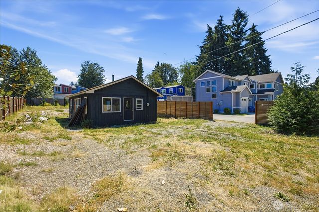 11410 8th Avenue S, Burien, WA 98168