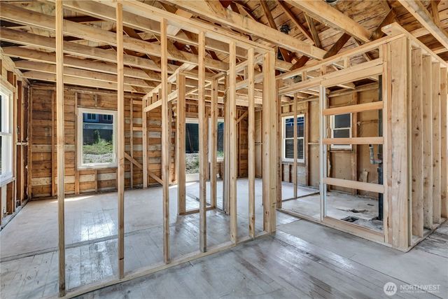11410 8th Avenue S, Burien, WA 98168